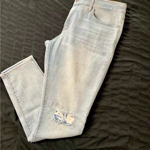Light Blue Distressed Women Jeans